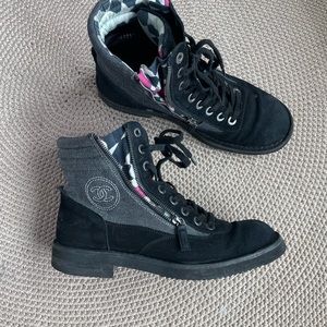 Chanel boots size 41